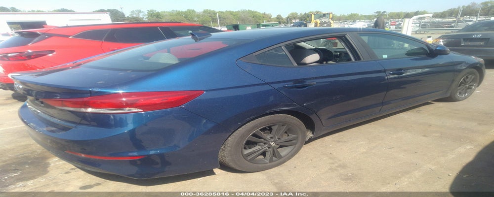 5NPD84LF6HH010595 2017 HYUNDAI ELANTRA photo no. 4