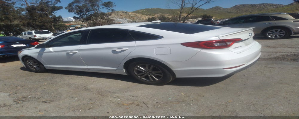 5NPE24AF3HH453716 2017 HYUNDAI SONATA photo no. 3