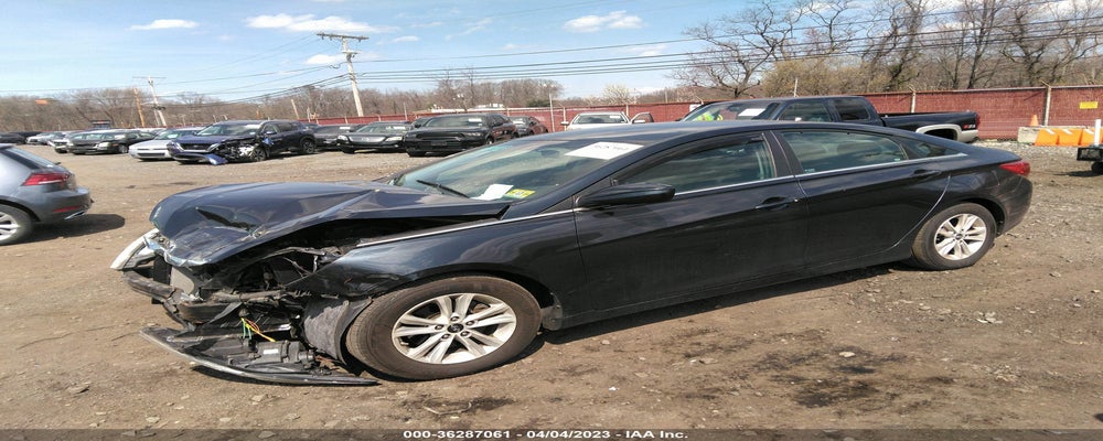 5NPEB4AC6BH199903 2011 HYUNDAI SONATA photo no. 2
