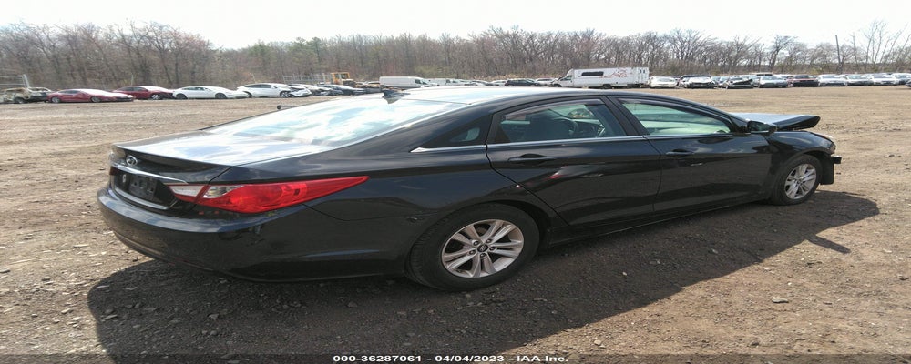 5NPEB4AC6BH199903 2011 HYUNDAI SONATA photo no. 4