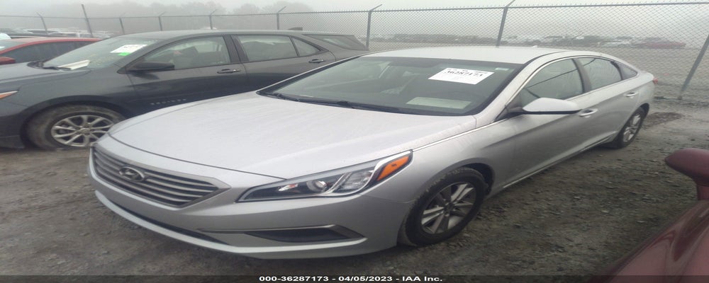 5NPE24AF0GH363440 2016 HYUNDAI SONATA photo no. 2