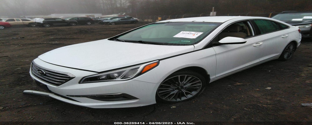5NPE24AFXFH211888 2015 HYUNDAI SONATA photo no. 2