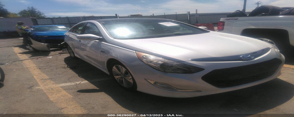 KMHEC4A45DA093521 2013 HYUNDAI SONATA HYBRID photo no. 4