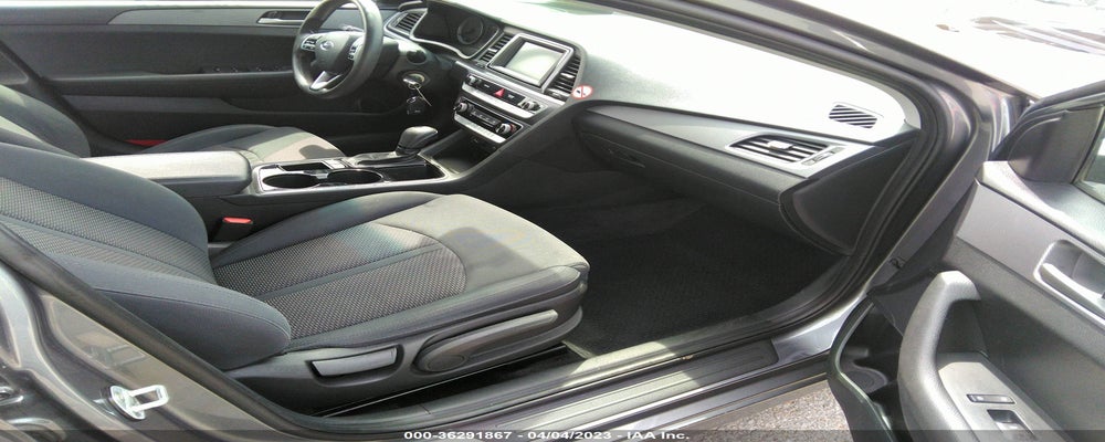 5NPE24AF7KH759809 2019 HYUNDAI SONATA photo no. 5