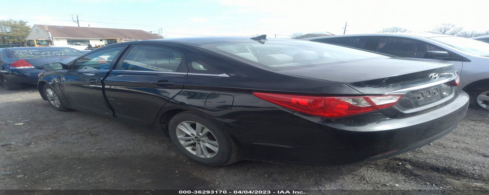 5NPEB4AC3BH302159 2011 HYUNDAI SONATA photo no. 3