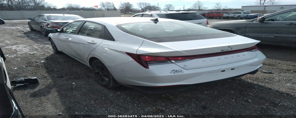 5NPLM4AG8NH063913 2022 HYUNDAI ELANTRA photo no. 3