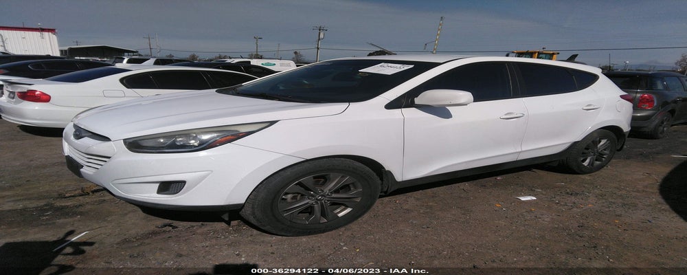 KM8JT3AF8FU013284 2015 HYUNDAI TUCSON photo no. 2