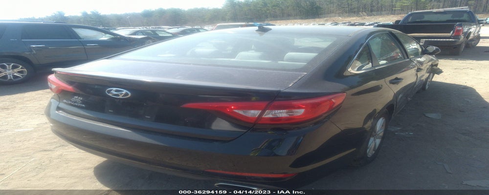 5NPE24AF5FH004907 2015 HYUNDAI SONATA photo no. 4