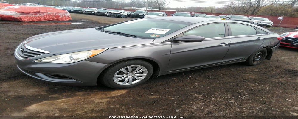 5NPEB4ACXCH345835 2012 HYUNDAI SONATA photo no. 2