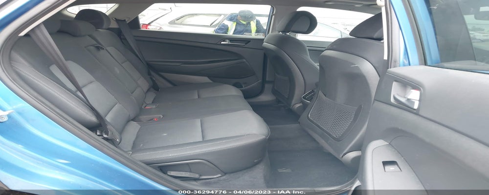 KM8J33A22HU470754 2017 HYUNDAI TUCSON photo no. 8