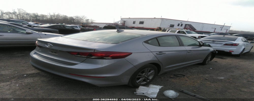 5NPD84LF6HH115718 2017 HYUNDAI ELANTRA photo no. 4