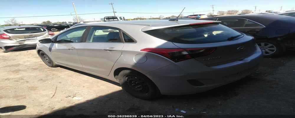 KMHD35LH6HU365516 2017 HYUNDAI ELANTRA GT photo no. 3