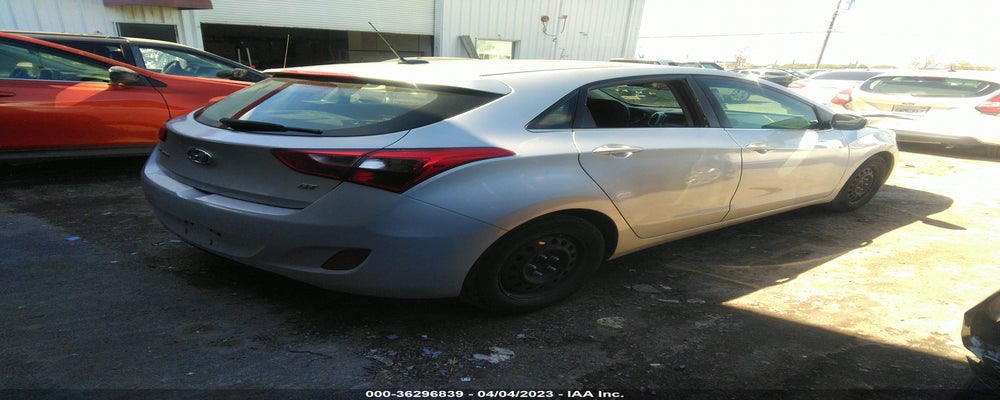 KMHD35LH6HU365516 2017 HYUNDAI ELANTRA GT photo no. 4