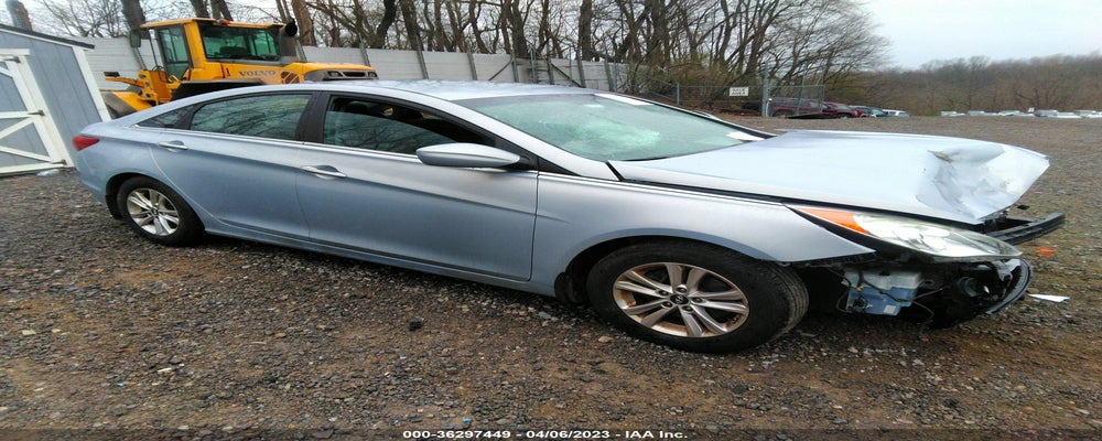 5NPEB4AC3DH807475 2013 HYUNDAI SONATA photo no. 1