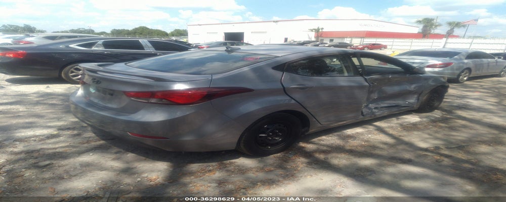 5NPDH4AEXGH734668 2016 HYUNDAI ELANTRA photo no. 4