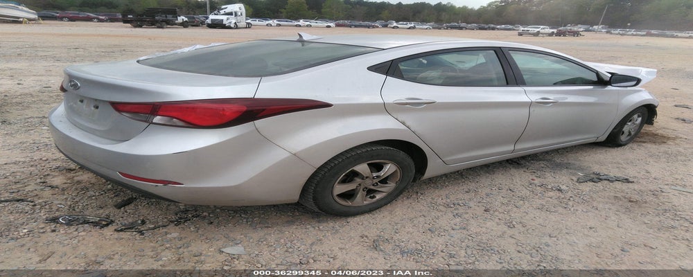 5NPDH4AE0FH615798 2015 HYUNDAI ELANTRA photo no. 4