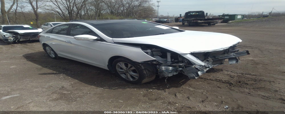 5NPEC4AC1CH454780 2012 HYUNDAI SONATA photo no. 1