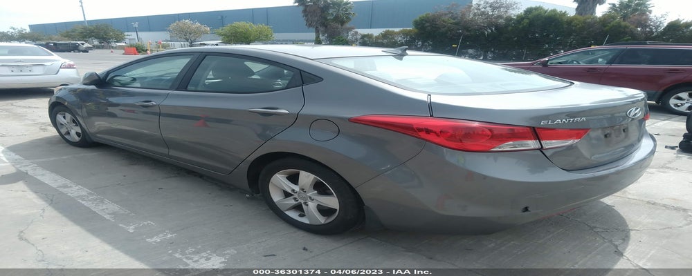 5NPDH4AE9DH205871 2013 HYUNDAI ELANTRA photo no. 3