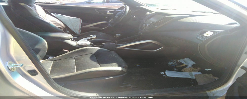 KMHTC6AEXHU309900 2017 HYUNDAI VELOSTER photo no. 5