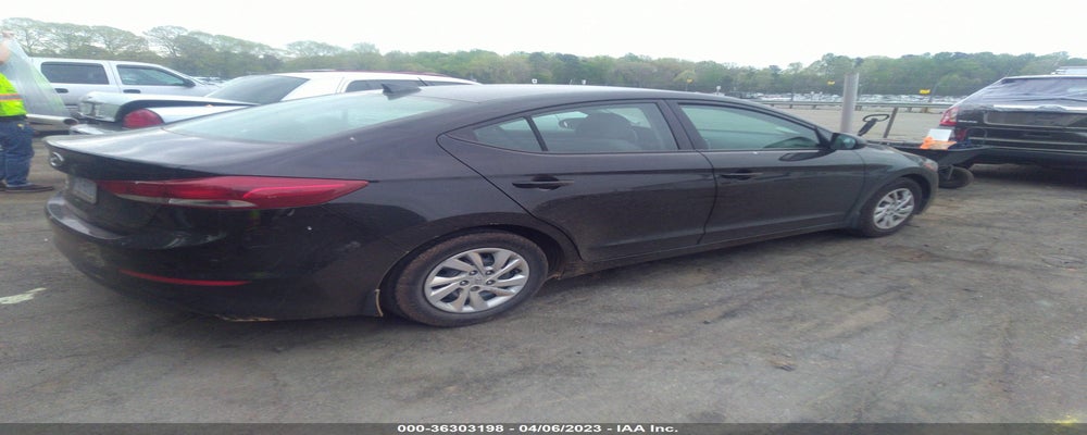 5NPD74LF7JH380589 2018 HYUNDAI ELANTRA photo no. 4