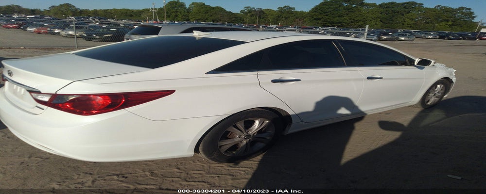 5NPEC4AC7DH654841 2013 HYUNDAI SONATA photo no. 4