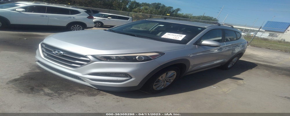 KM8J33A27HU285700 2017 HYUNDAI TUCSON photo no. 2