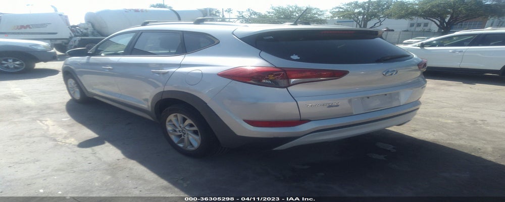 KM8J33A27HU285700 2017 HYUNDAI TUCSON photo no. 3