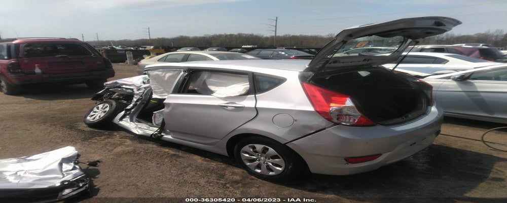 KMHCT5AE0HU341135 2017 HYUNDAI ACCENT photo no. 3