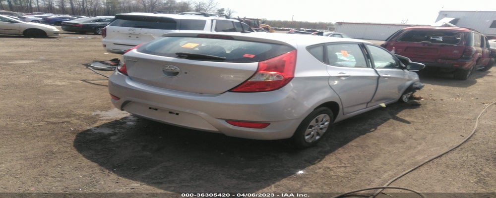 KMHCT5AE0HU341135 2017 HYUNDAI ACCENT photo no. 4
