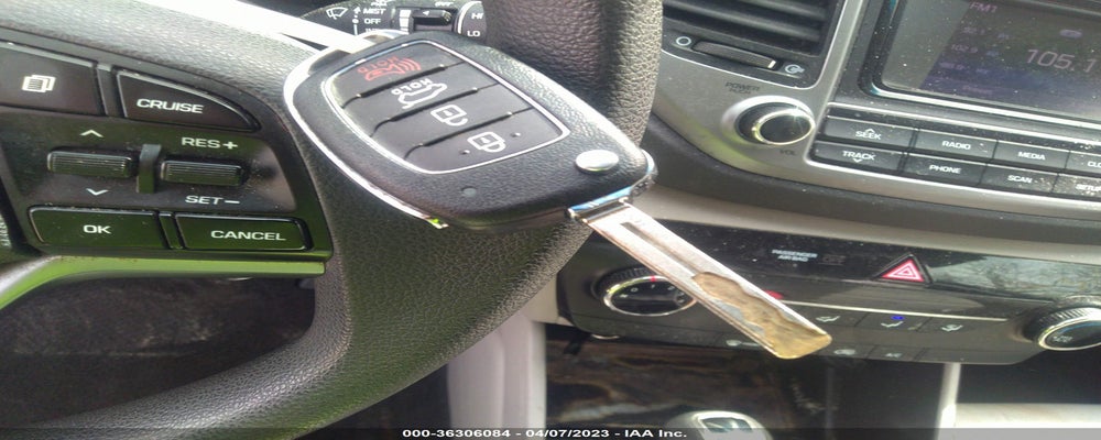 KM8J2CA48JU656423 2018 HYUNDAI TUCSON photo no. 11