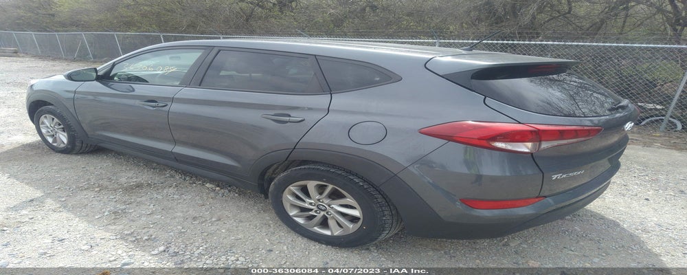 KM8J2CA48JU656423 2018 HYUNDAI TUCSON photo no. 3