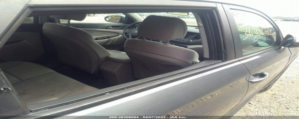 KM8J2CA48JU656423 2018 HYUNDAI TUCSON photo no. 6