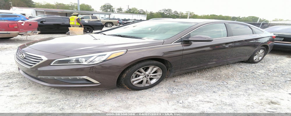 5NPE24AF7FH201304 2015 HYUNDAI SONATA photo no. 2