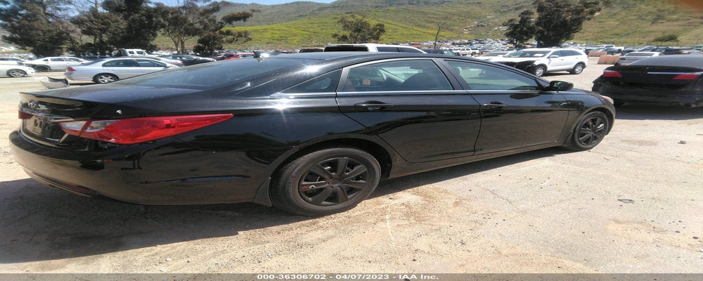 5NPEB4ACXBH114691 2011 HYUNDAI SONATA photo no. 4