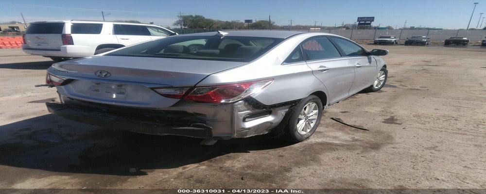 5NPEB4AC3DH691551 2013 HYUNDAI SONATA photo no. 4