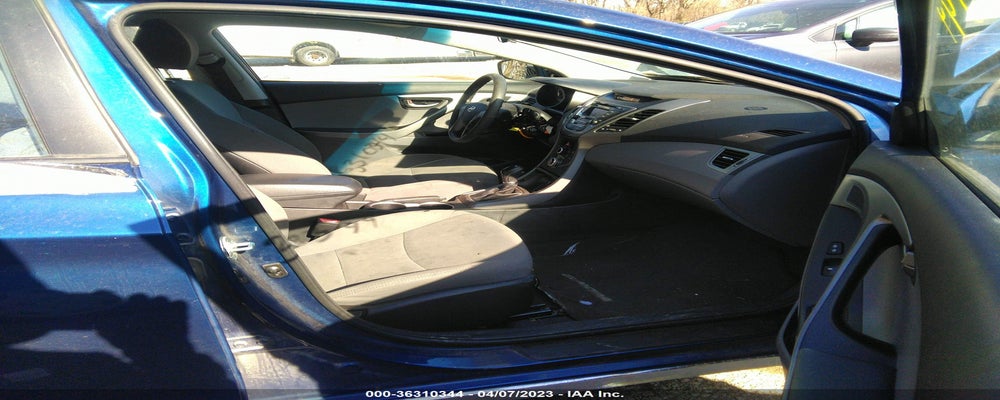 5NPDH4AE4GH777452 2016 HYUNDAI ELANTRA photo no. 5