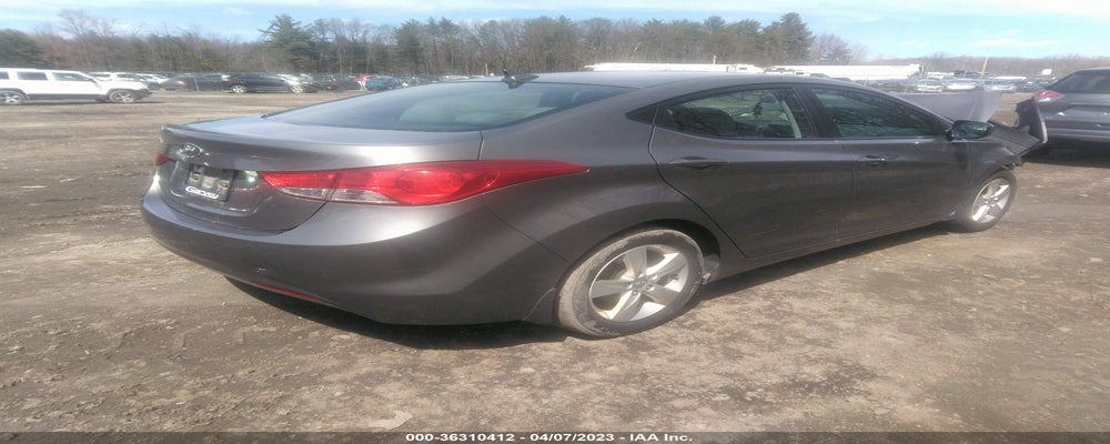 5NPDH4AE5DH196506 2013 HYUNDAI ELANTRA photo no. 4