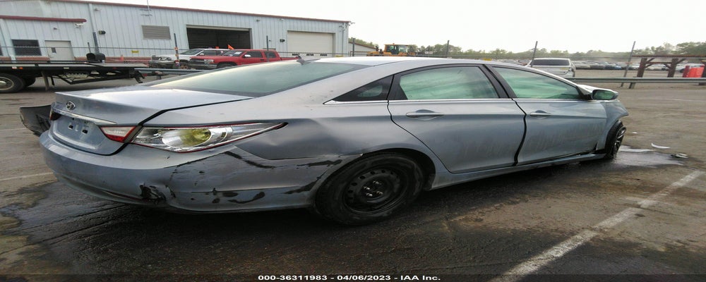 5NPEB4AC5CH436995 2012 HYUNDAI SONATA photo no. 4