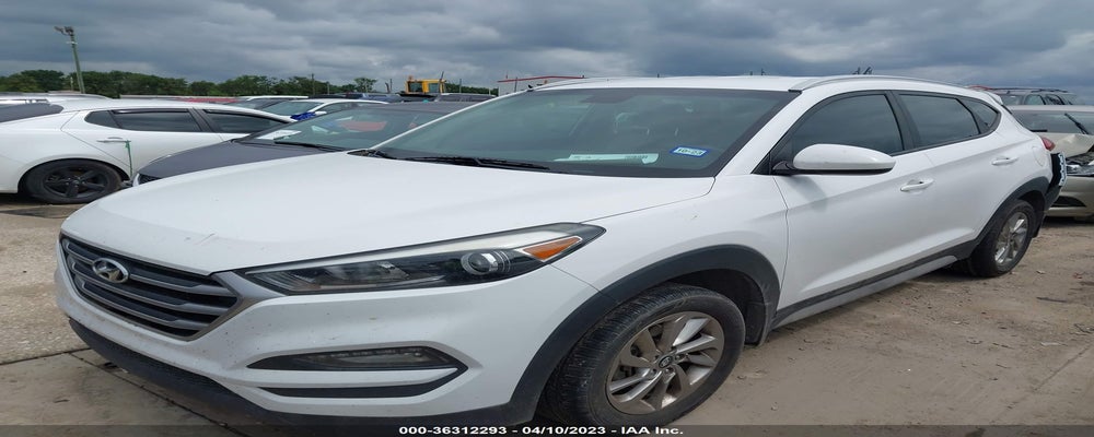 KM8J33A45HU412705 2017 HYUNDAI TUCSON photo no. 2