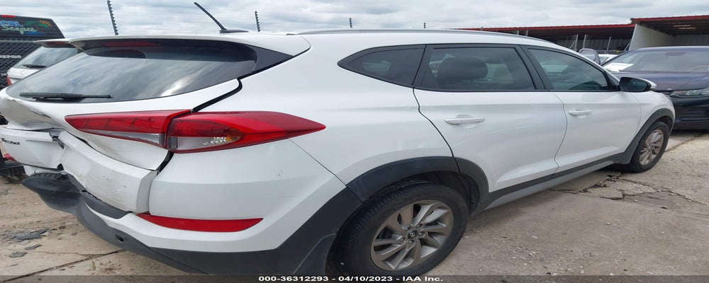 KM8J33A45HU412705 2017 HYUNDAI TUCSON photo no. 4