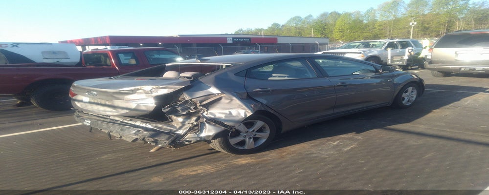 5NPDH4AE5DH173310 2013 HYUNDAI ELANTRA photo no. 4