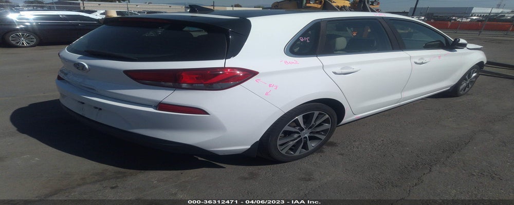 KMHH35LE0LU136863 2020 HYUNDAI ELANTRA GT photo no. 4