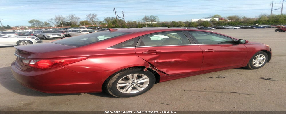 5NPEB4AC2DH684736 2013 HYUNDAI SONATA photo no. 4