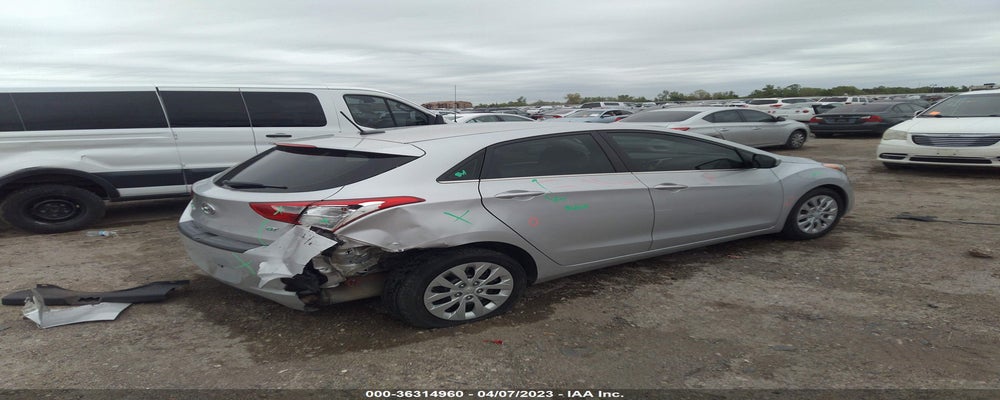 KMHD35LH7GU342485 2016 HYUNDAI ELANTRA GT photo no. 4