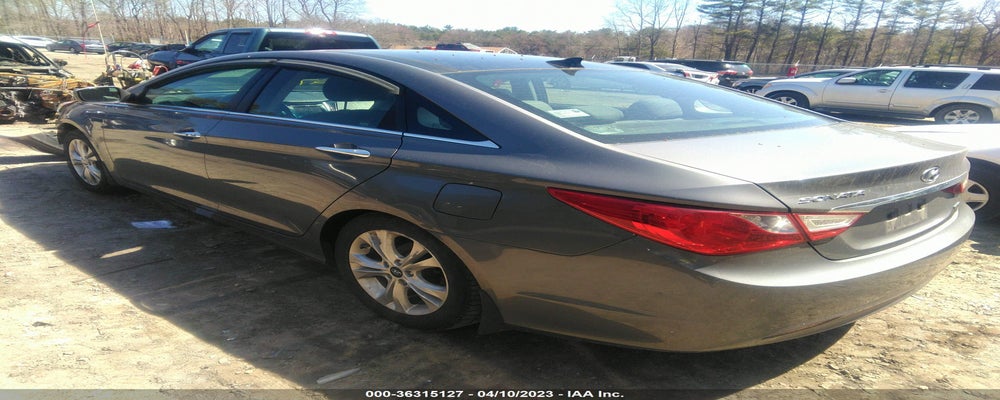 5NPEC4AC6DH564158 2013 HYUNDAI SONATA photo no. 3
