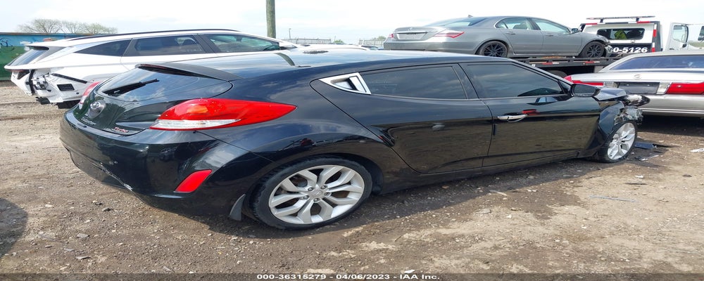 KMHTC6AD2DU137184 2013 HYUNDAI VELOSTER photo no. 4