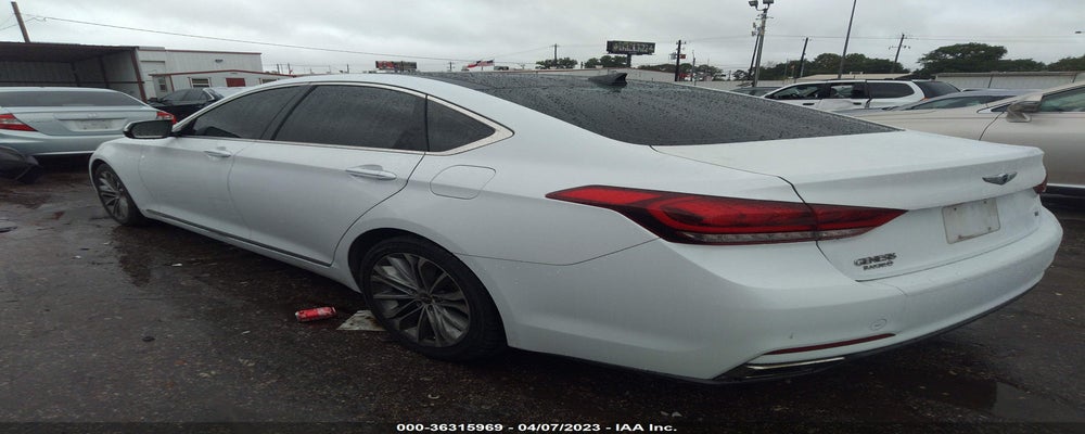 KMHGN4JE1FU032910 2015 HYUNDAI GENESIS photo no. 3
