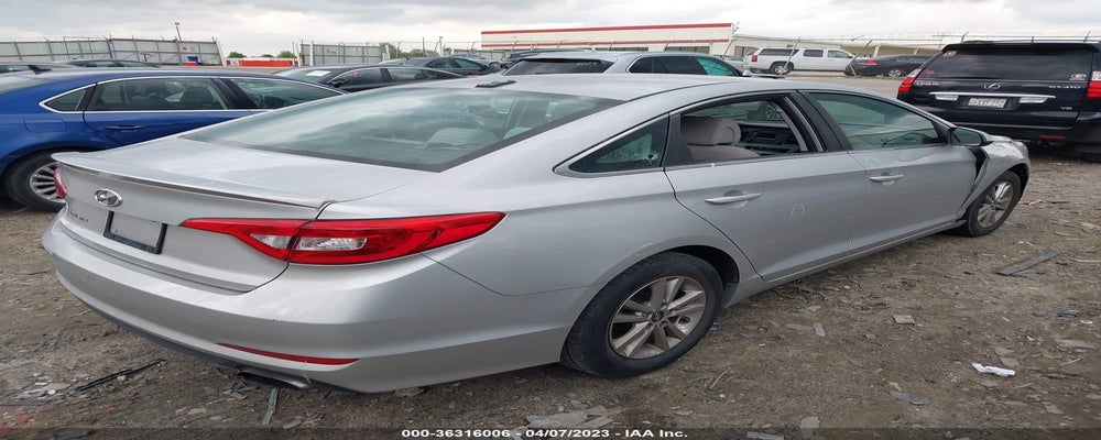5NPE24AF7HH507471 2017 HYUNDAI SONATA photo no. 4