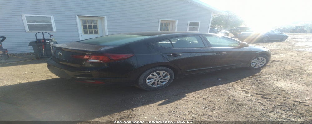 KMHD74LF1KU808093 2019 HYUNDAI ELANTRA photo no. 4