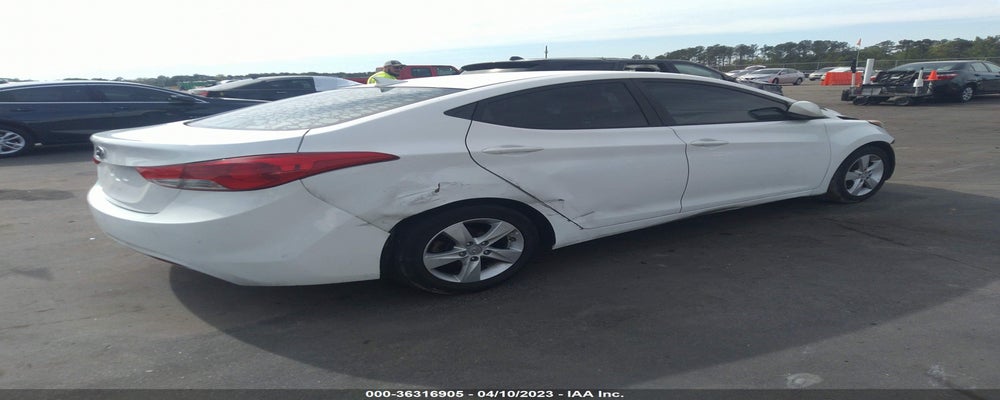 5NPDH4AE1DH324269 2013 HYUNDAI ELANTRA photo no. 4